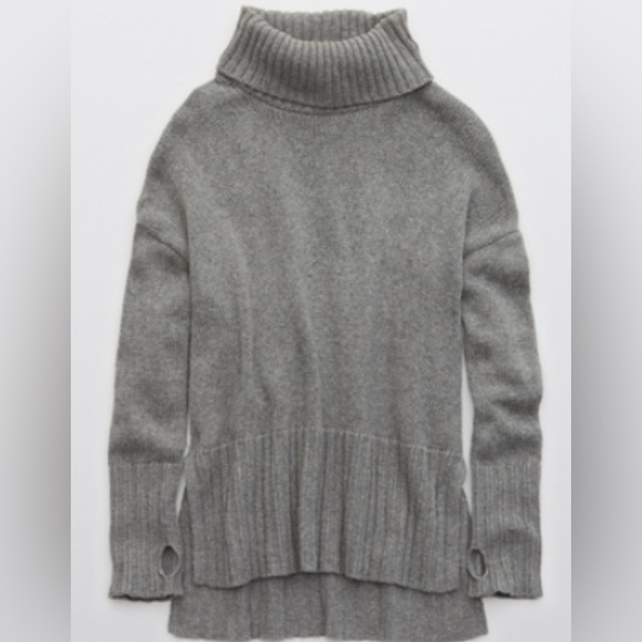 Aerie Turtleneck offline sweater​ - Picture 1 of 3